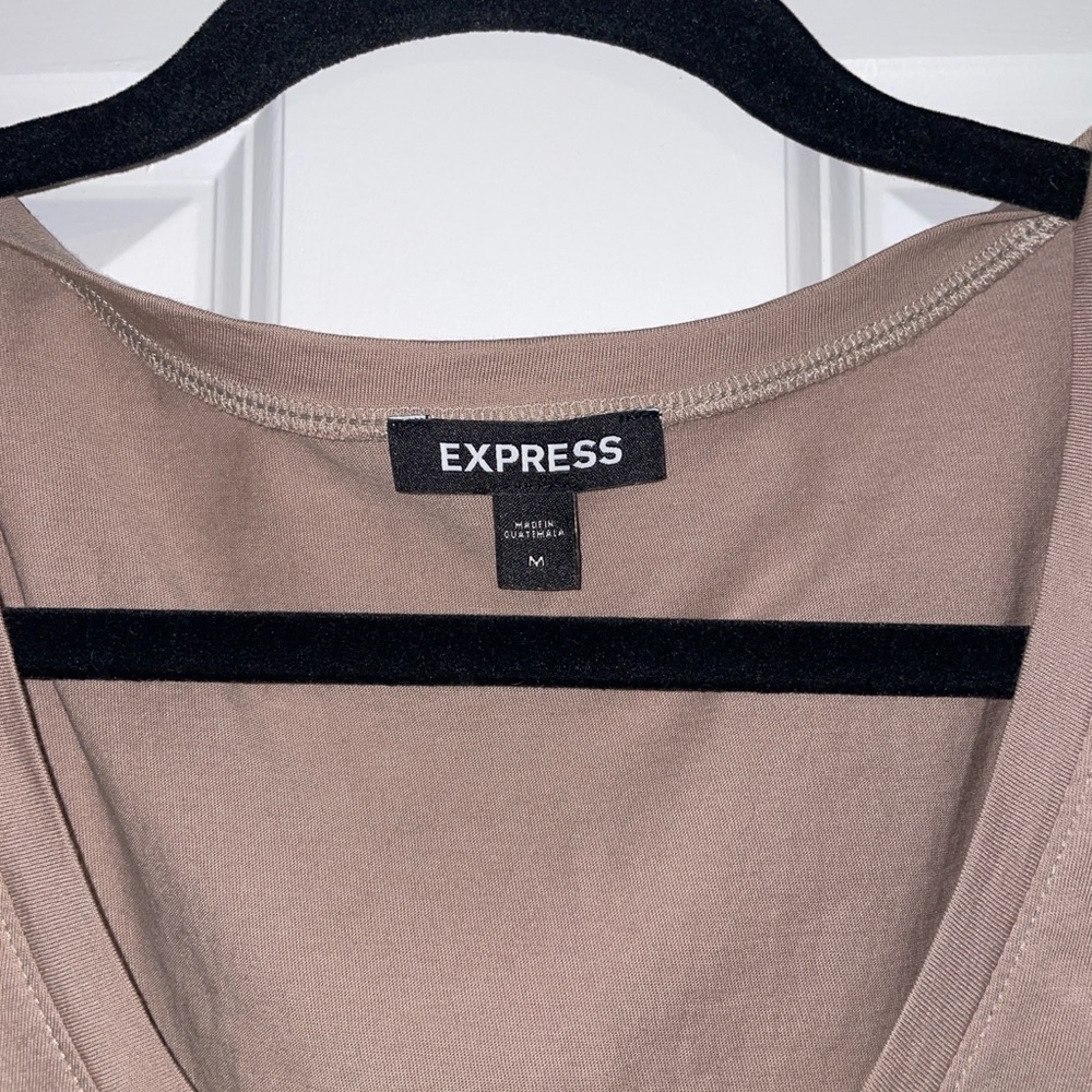 Express Side Ruched Top - Picture 2 of 2